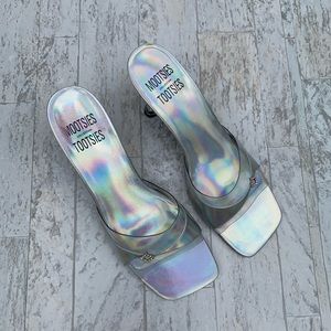 Mootsies Tootsies Fling Clear/Silver Slide Heels 8